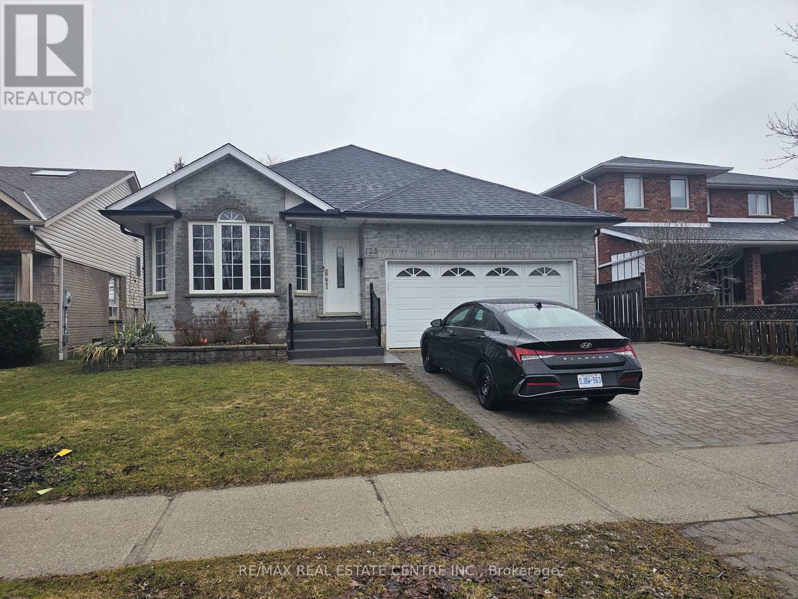 1 - 125 Municipal Street, Guelph, Ontario  N1G 4R1 - Photo 2 - X12974352