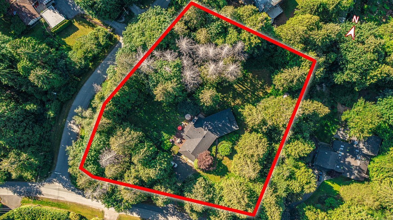 13425 Woodcrest Drive, Surrey, British Columbia  V4P 1W3 - Photo 5 - R3109094