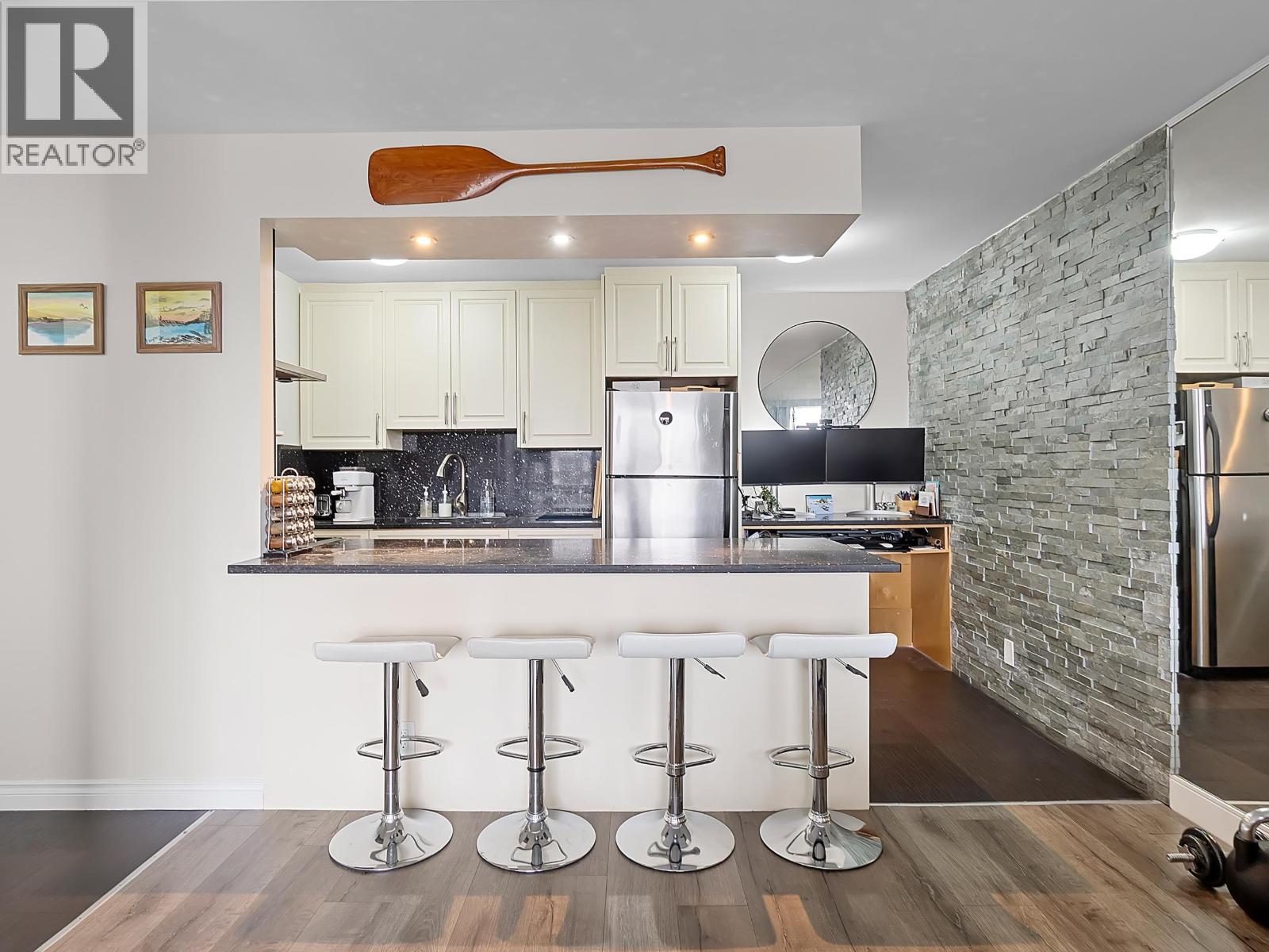 1808 2016 Fullerton Avenue, North Vancouver, British Columbia  V7P 3E6 - Photo 15 - R3107723