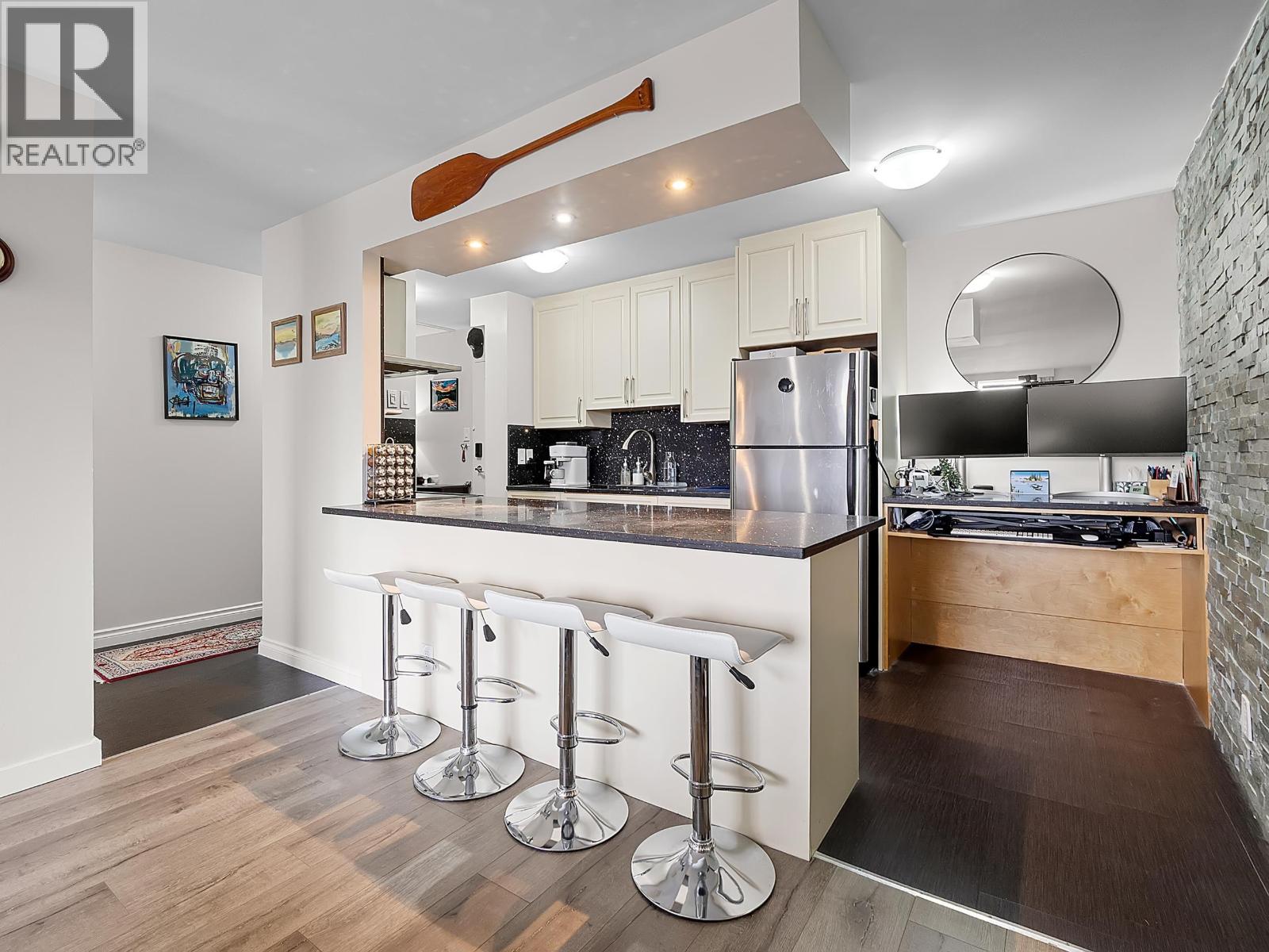 1808 2016 Fullerton Avenue, North Vancouver, British Columbia  V7P 3E6 - Photo 16 - R3107723