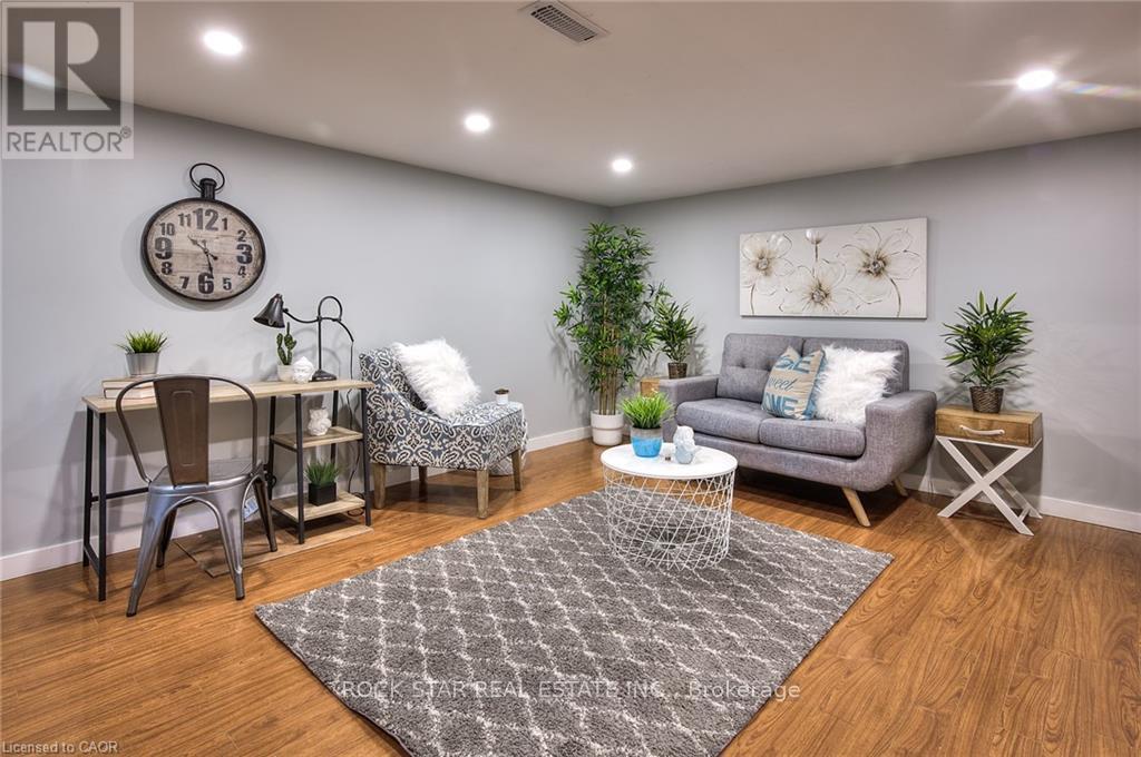 196 Walker Street, Cambridge, Ontario  N3C 2C2 - Photo 19 - X12965154