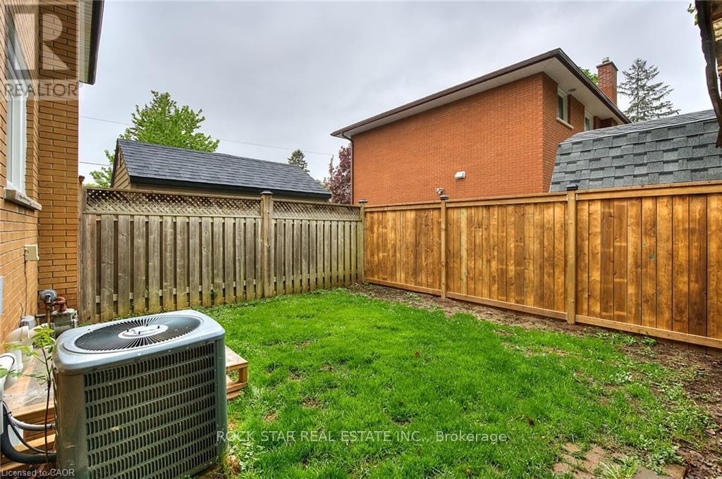 196 Walker Street, Cambridge, Ontario  N3C 2C2 - Photo 26 - X12965154