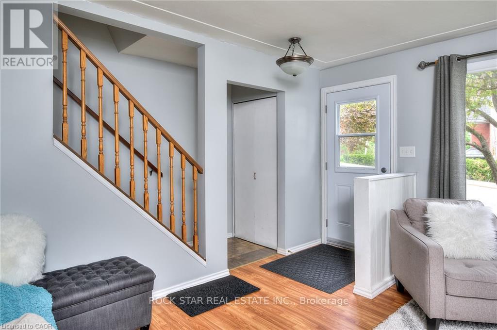 196 Walker Street, Cambridge, Ontario  N3C 2C2 - Photo 10 - X12965154