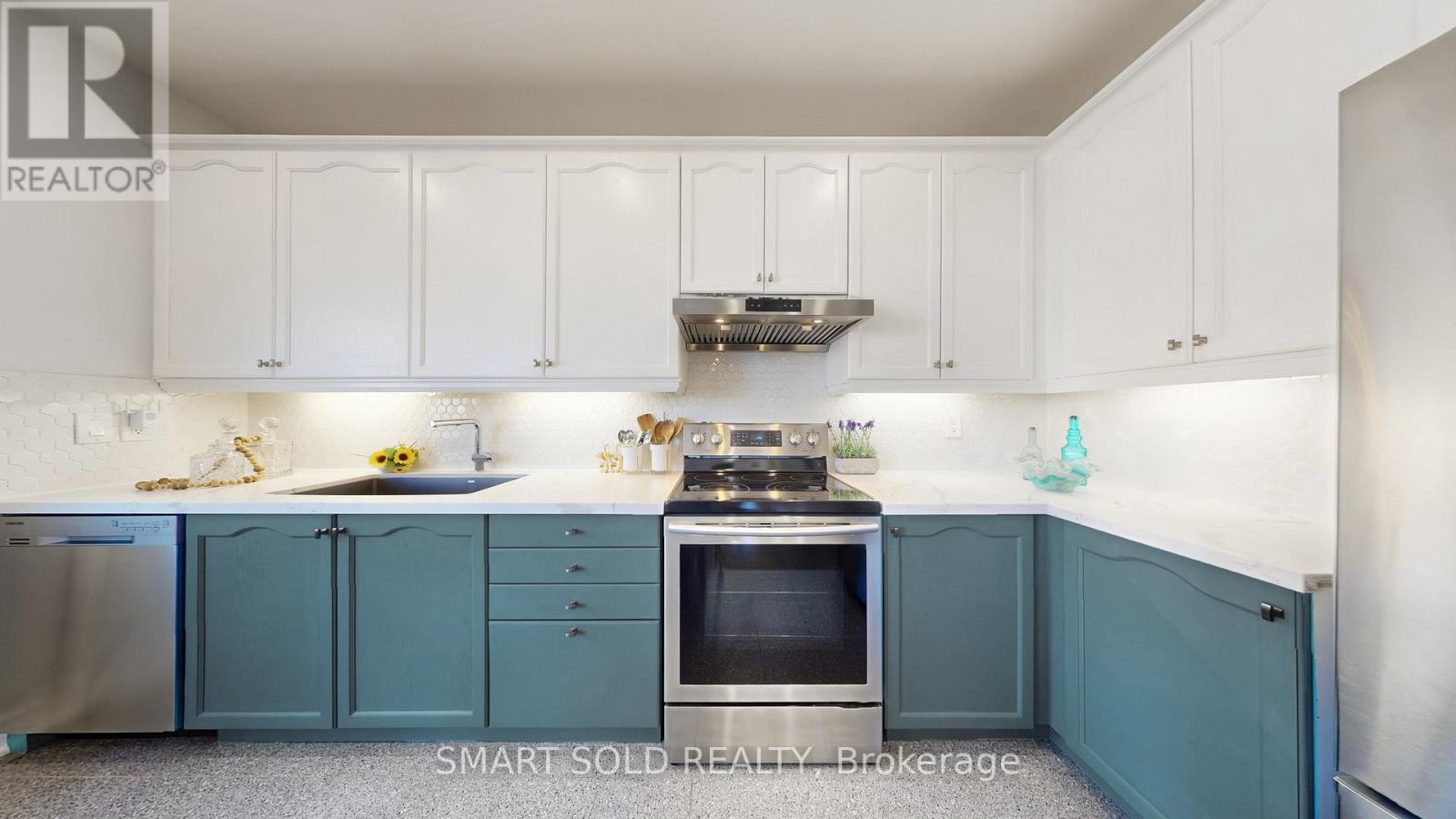 3 Manorwood Drive, Markham, Ontario  L6C 2S9 - Photo 20 - N12962864