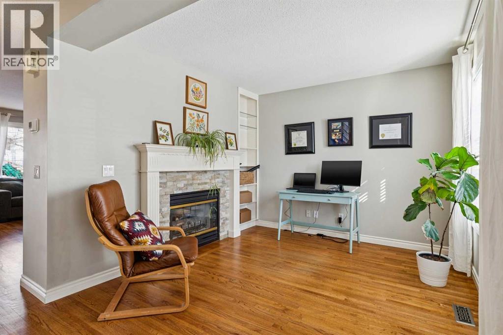 107 Sheep River Bay, Okotoks, Alberta  T1S 1R3 - Photo 2 - A2298402