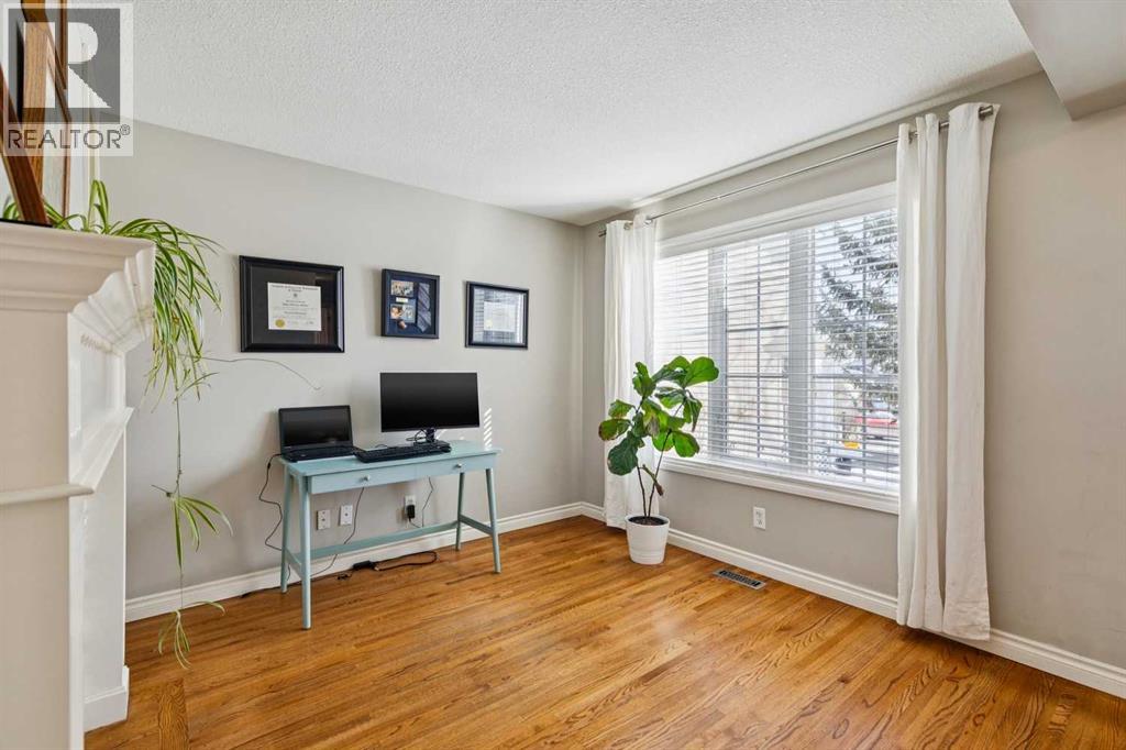 107 Sheep River Bay, Okotoks, Alberta  T1S 1R3 - Photo 3 - A2298402