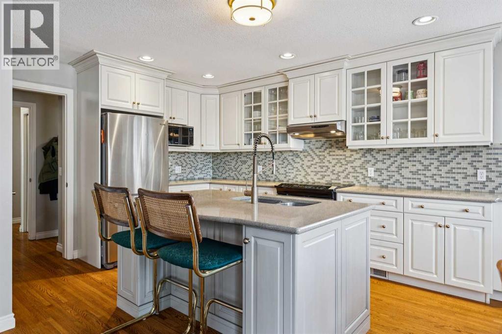 107 Sheep River Bay, Okotoks, Alberta  T1S 1R3 - Photo 10 - A2298402