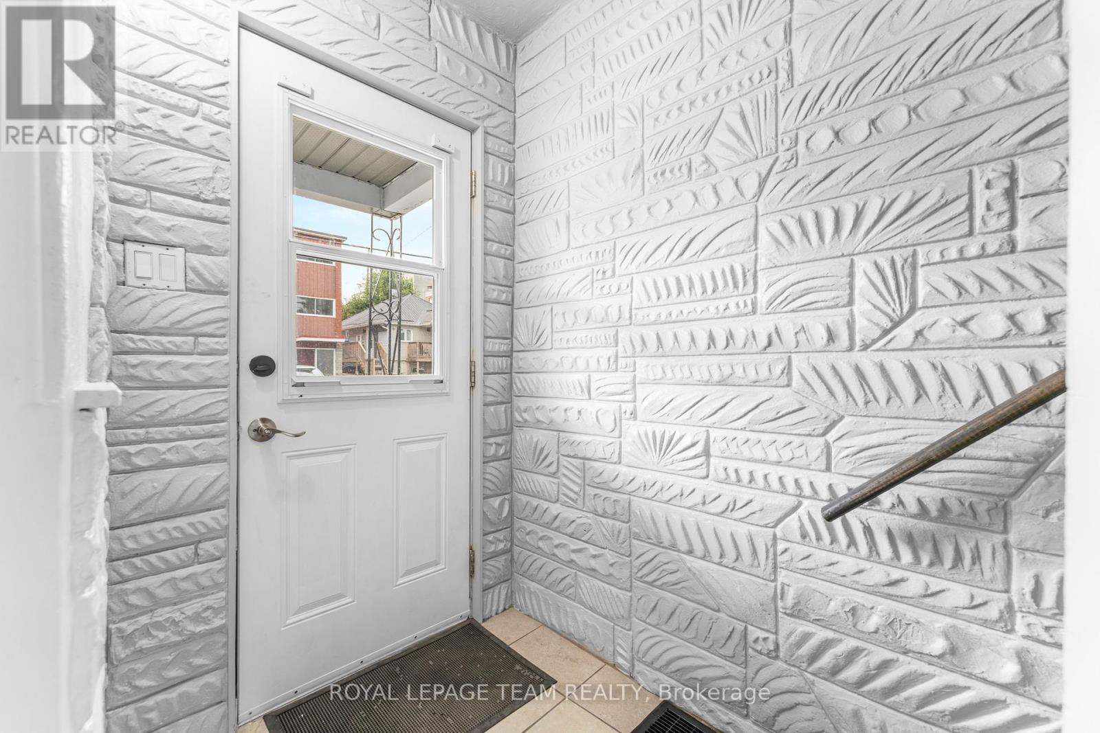 109 MARIER AVENUE, Ottawa, Ontario