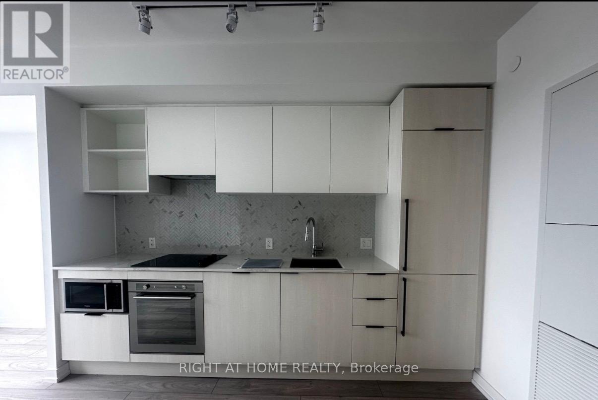 4218 - 82 Dalhousie St Street, Toronto, Ontario  M5B 0C5 - Photo 10 - C12972650