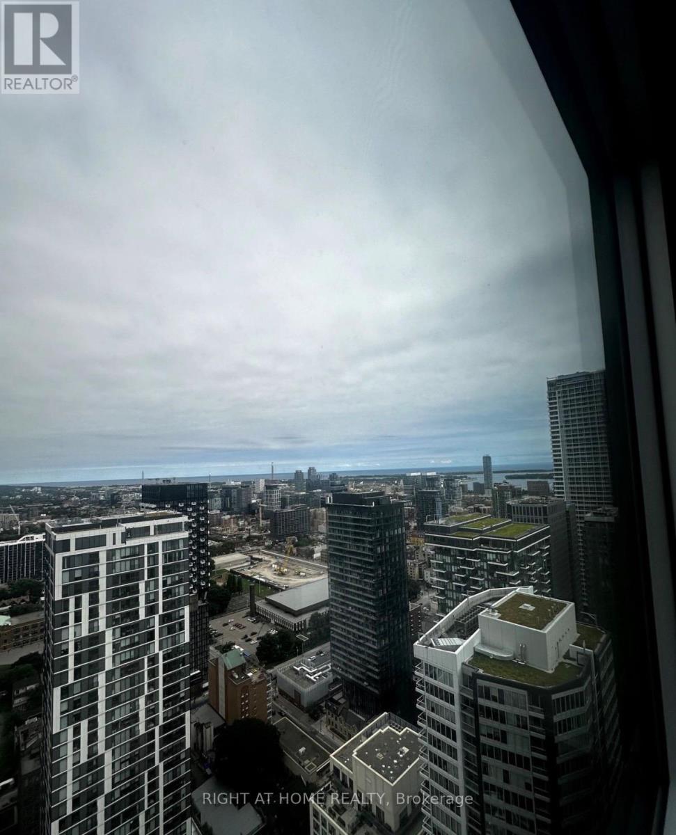 4218 - 82 Dalhousie St Street, Toronto, Ontario  M5B 0C5 - Photo 15 - C12972650