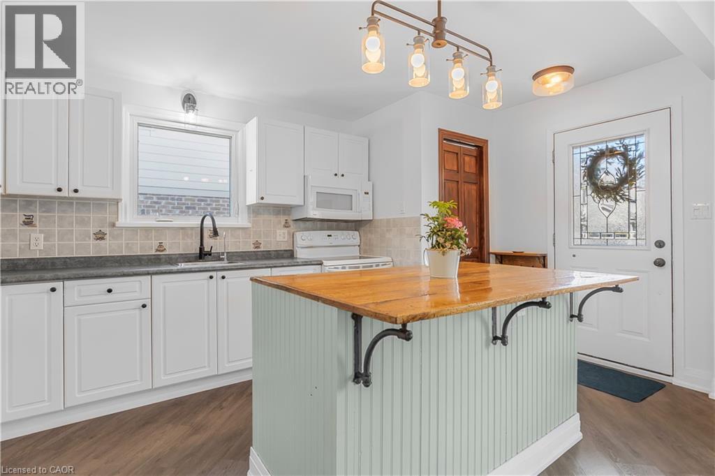 160 Graham Street, Fergus, Ontario  N1M 1B8 - Photo 4 - 40818080