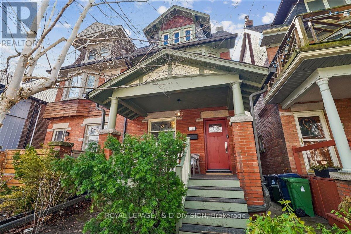 141 BROWNING AVENUE, Toronto, Ontario