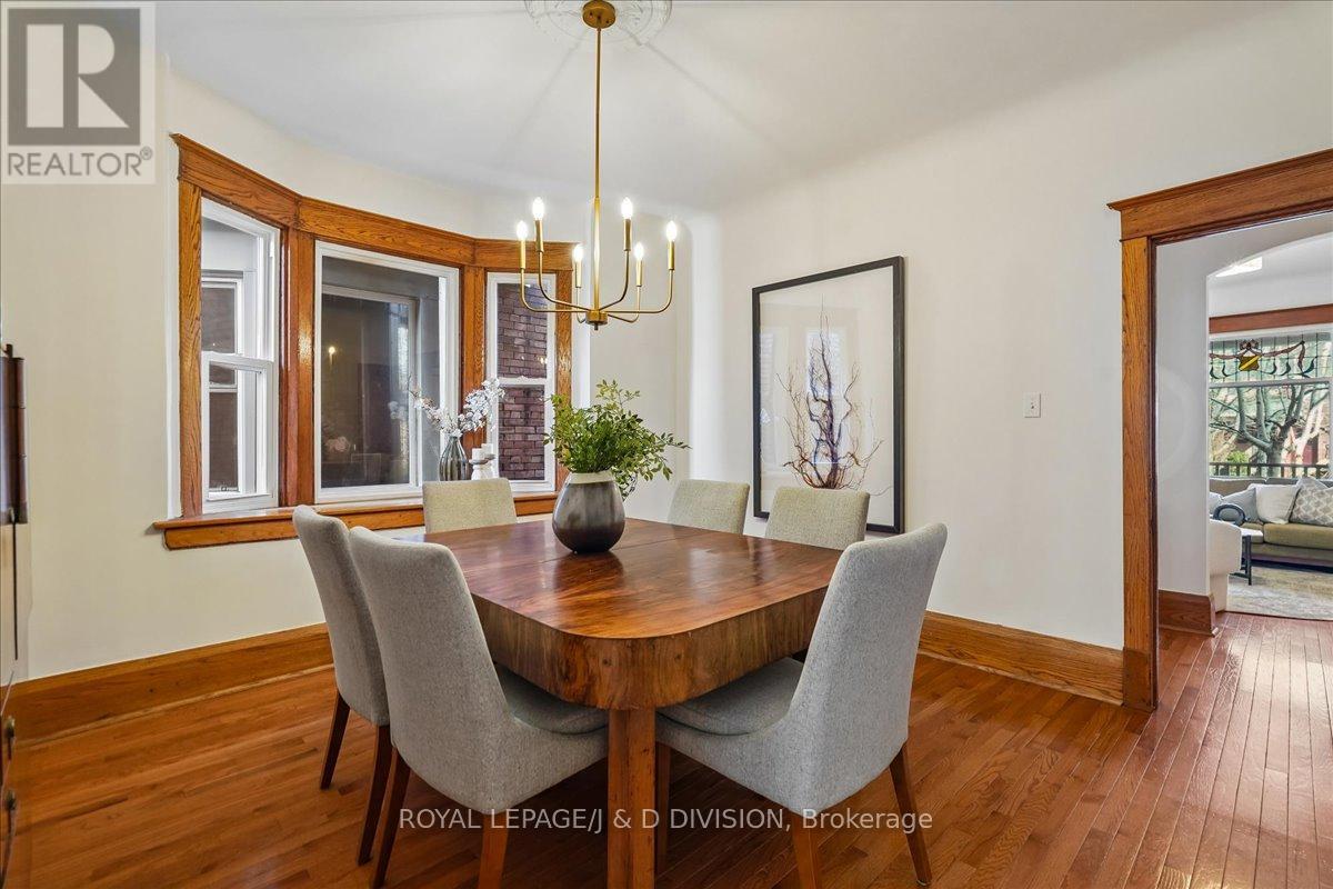 141 Browning Avenue, Toronto, Ontario  M4K 1W4 - Photo 10 - E12974398