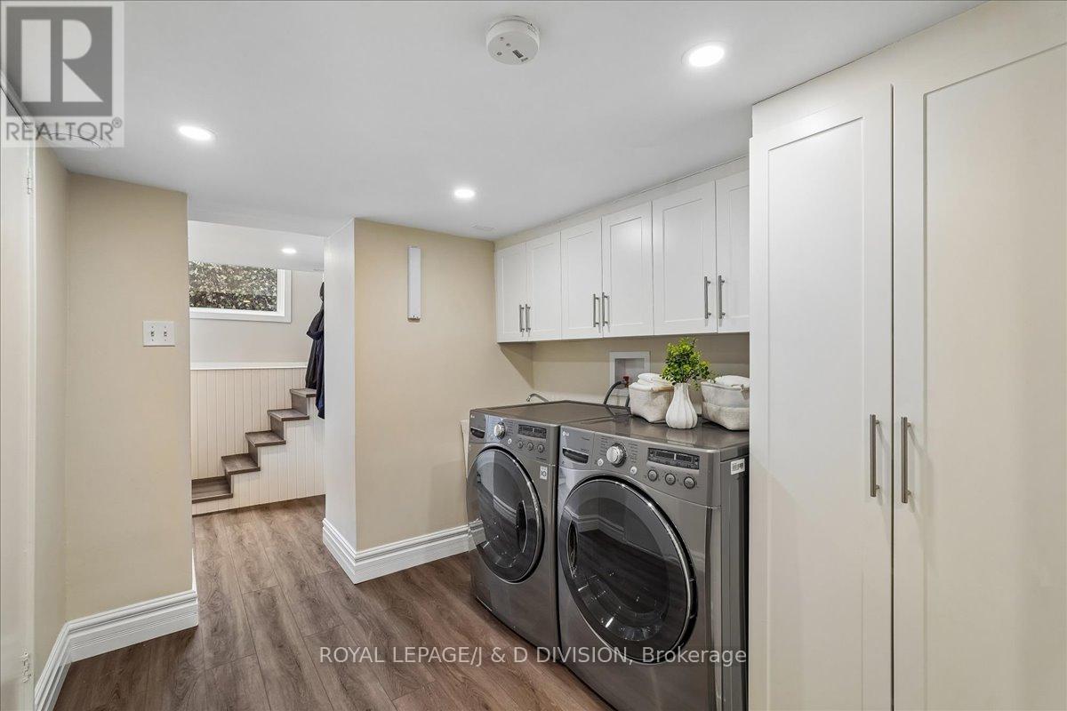 141 Browning Avenue, Toronto, Ontario  M4K 1W4 - Photo 28 - E12974398