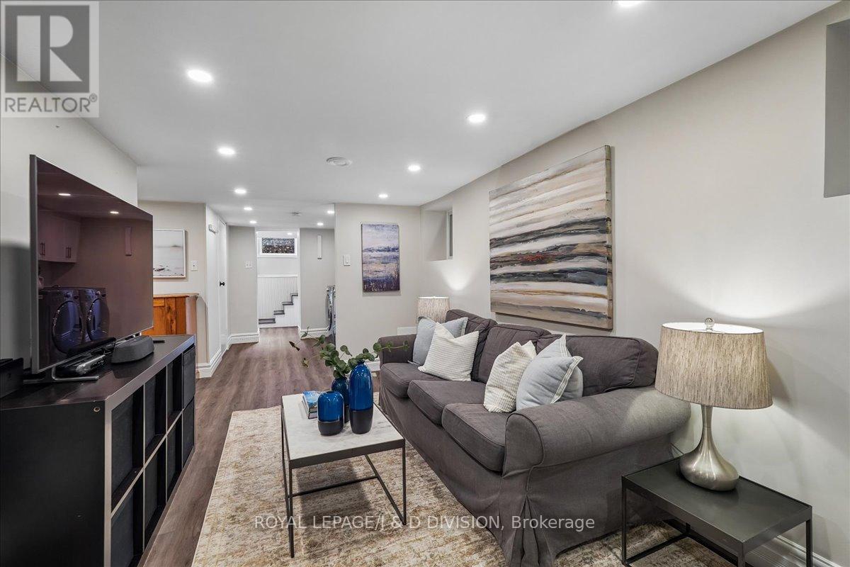 141 Browning Avenue, Toronto, Ontario  M4K 1W4 - Photo 30 - E12974398