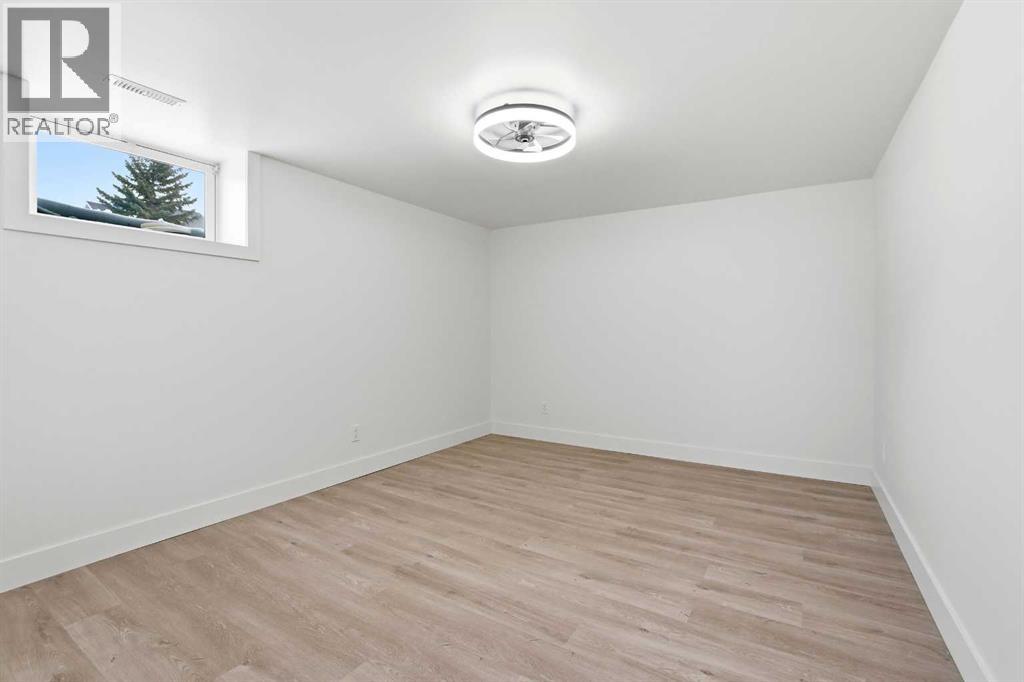 5026 53 Street, Sylvan Lake, Alberta T4S 1E7 - Photo 26 - A2288797