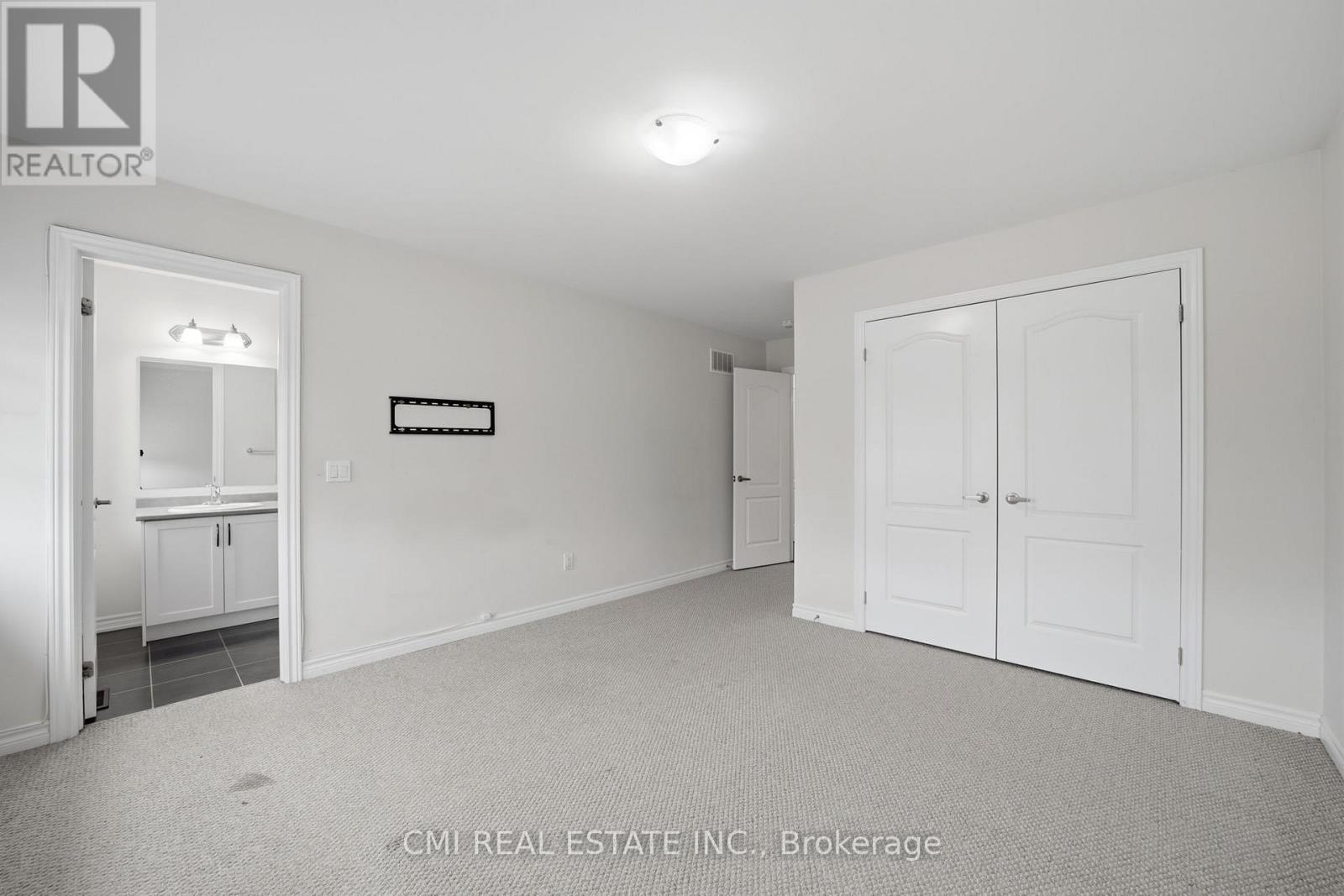 42 Valleybrook Crescent, Caledon, Ontario  L7C 4C5 - Photo 23 - W12974392