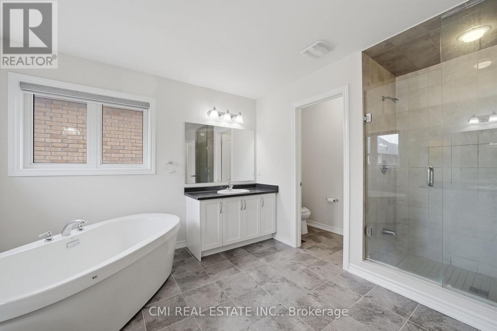 42 Valleybrook Crescent, Caledon, Ontario  L7C 4C5 - Photo 37 - W12974392