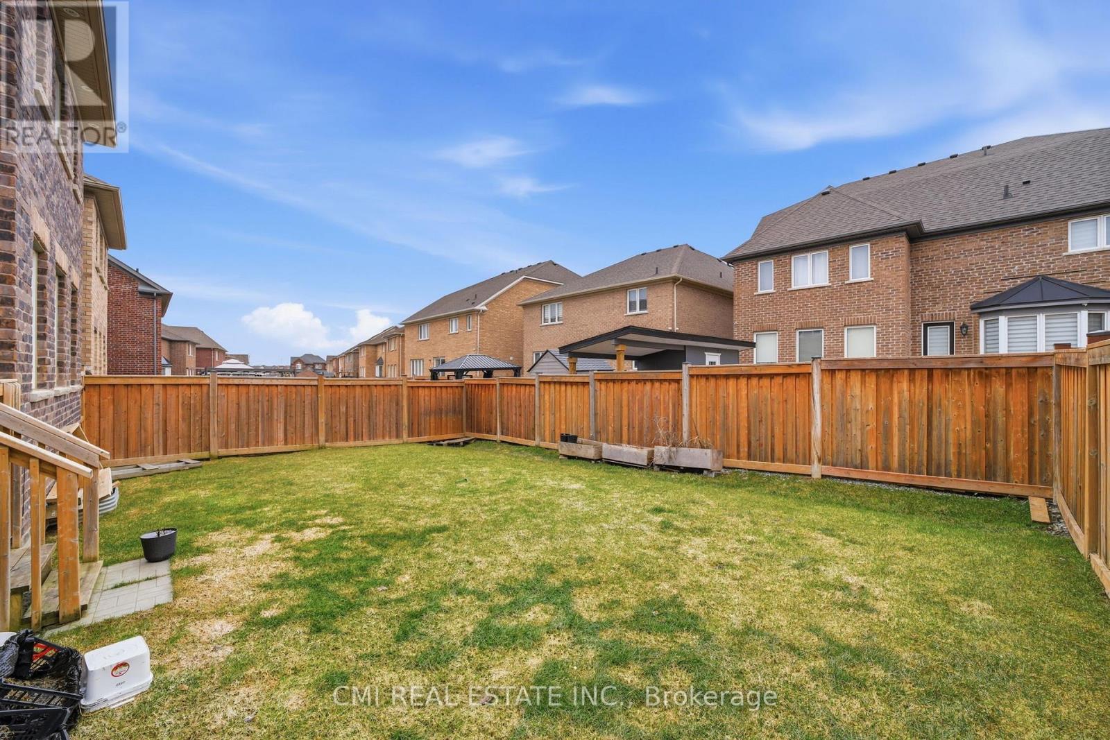 42 Valleybrook Crescent, Caledon, Ontario  L7C 4C5 - Photo 50 - W12974392