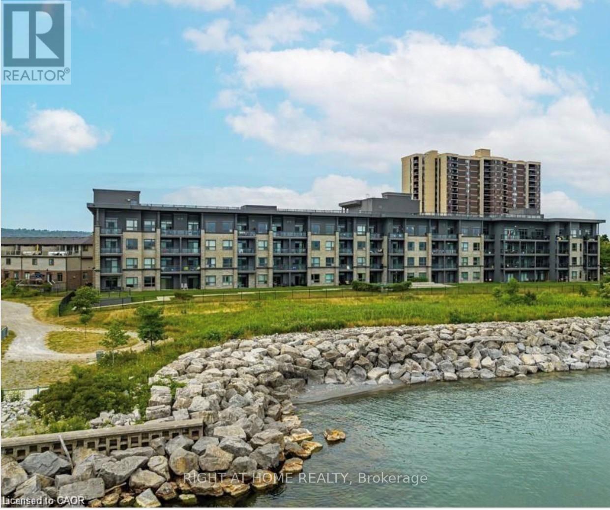 206 - 35 SOUTHSHORE CRESCENT, Hamilton, Ontario