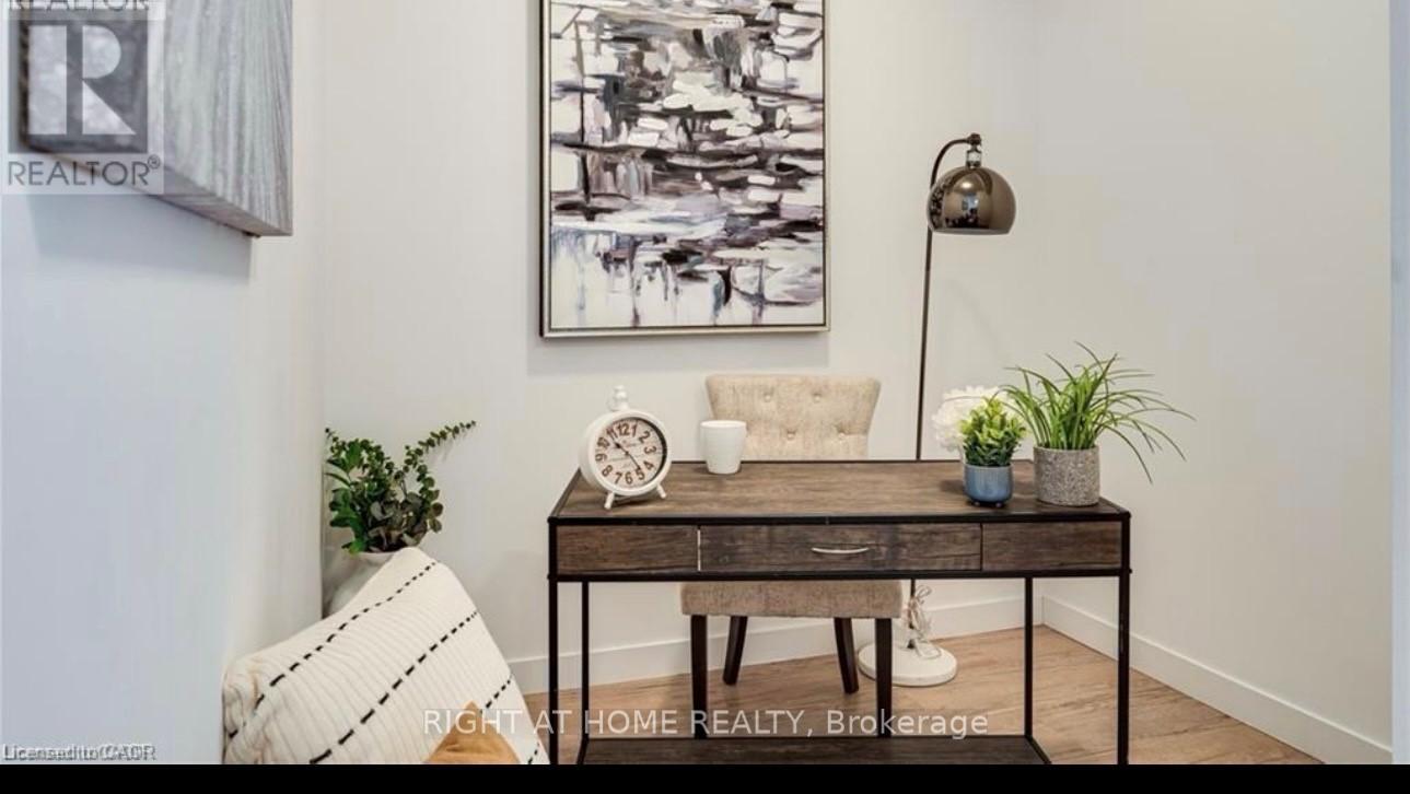 206 - 35 Southshore Crescent, Hamilton, Ontario  L8E 0J2 - Photo 6 - X12974406