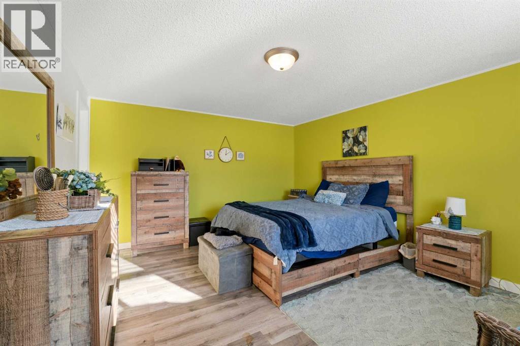 106 Bayshore Drive, Sylvan Lake, Alberta  T4S 0A7 - Photo 10 - A2284698