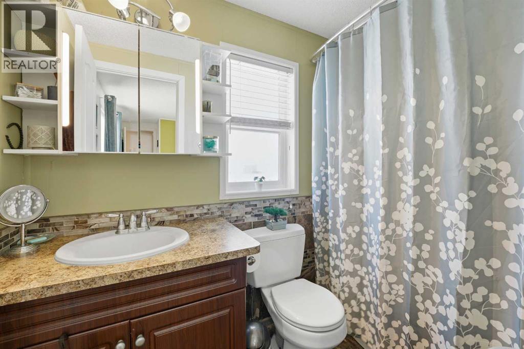 106 Bayshore Drive, Sylvan Lake, Alberta  T4S 0A7 - Photo 12 - A2284698