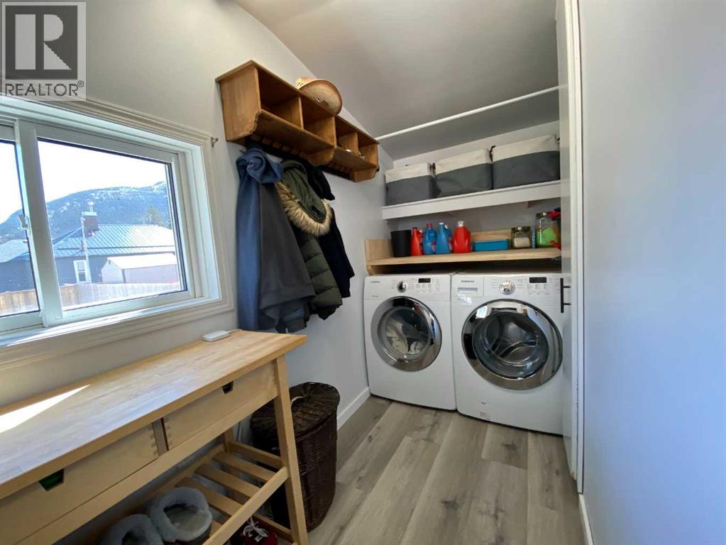 1809 129 Street, Blairmore, Alberta  T0K 0E0 - Photo 16 - A2299536