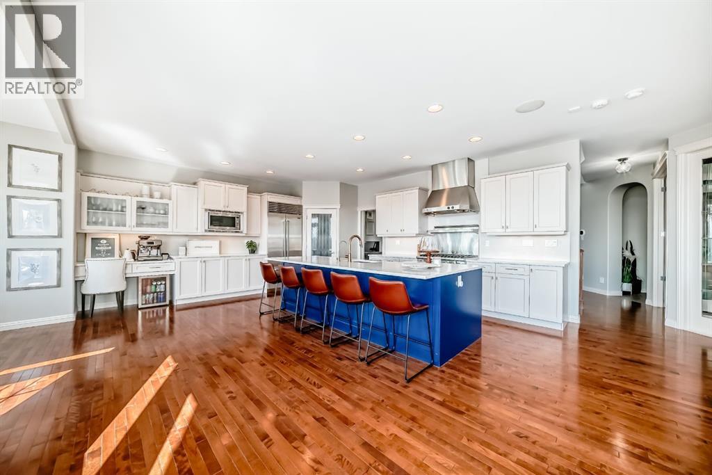 268 Springbluff Bay SW, Calgary, Alberta  T3H 5B7 - Photo 4 - A2295858