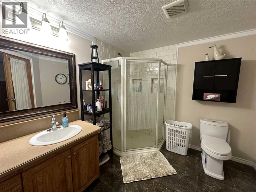 452 1st Street Sw, Falher, Alberta  T0H 1M0 - Photo 9 - A2290996