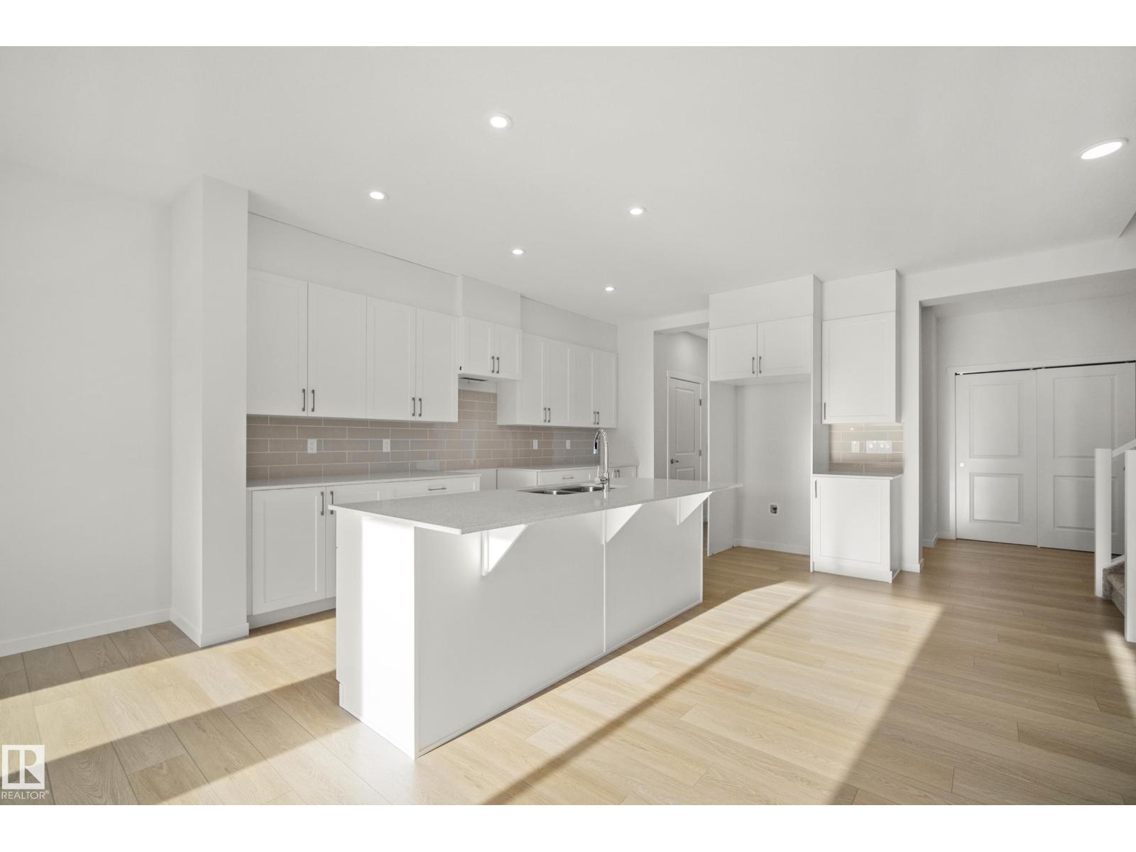 153 ROYAL ST, st. albert, Alberta