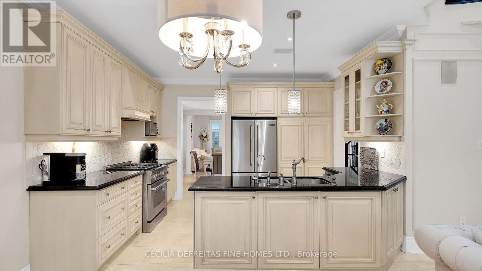 328 St. Urbain Drive, Vaughan, Ontario  L4H 0M3 - Photo 13 - N12974428