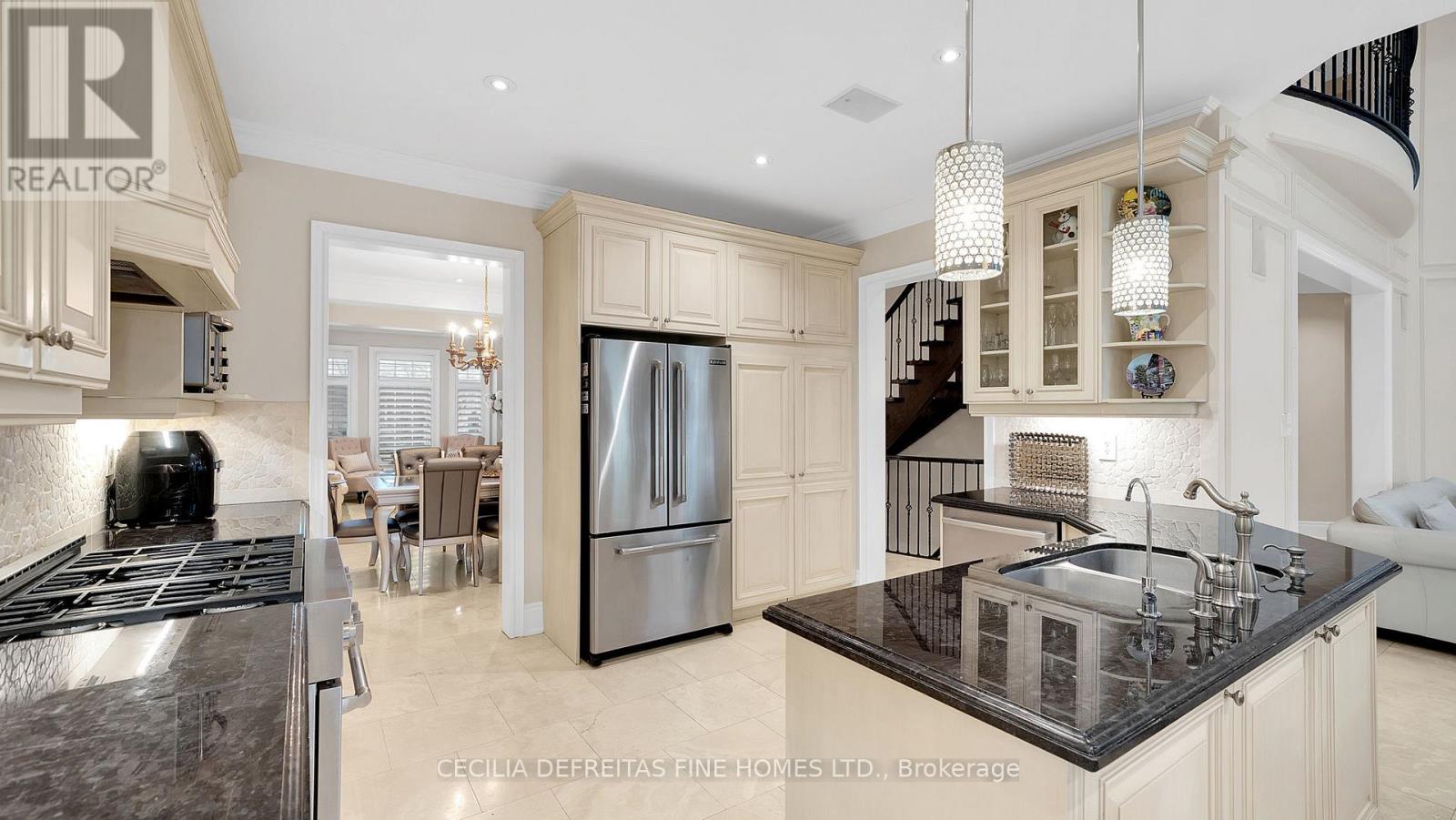 328 St. Urbain Drive, Vaughan, Ontario  L4H 0M3 - Photo 14 - N12974428