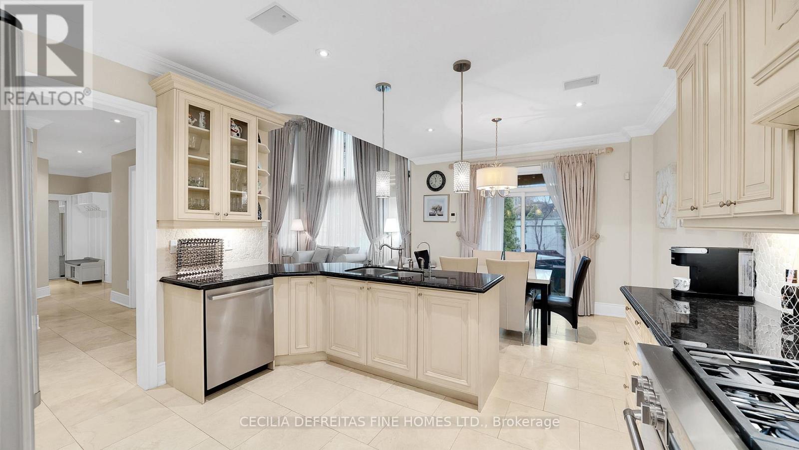 328 St. Urbain Drive, Vaughan, Ontario  L4H 0M3 - Photo 17 - N12974428