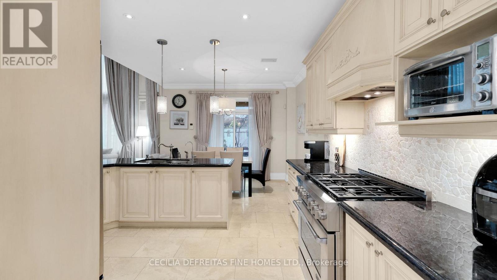 328 St. Urbain Drive, Vaughan, Ontario  L4H 0M3 - Photo 18 - N12974428