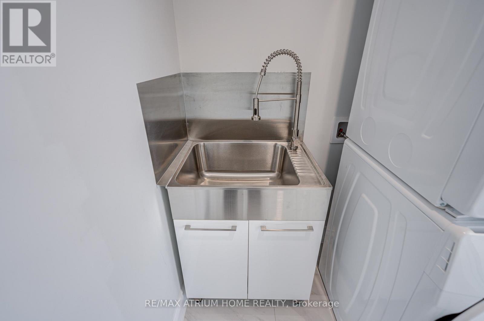 3 Jessica Antonella Street E, Markham, Ontario  L6C 3J6 - Photo 23 - N12974450