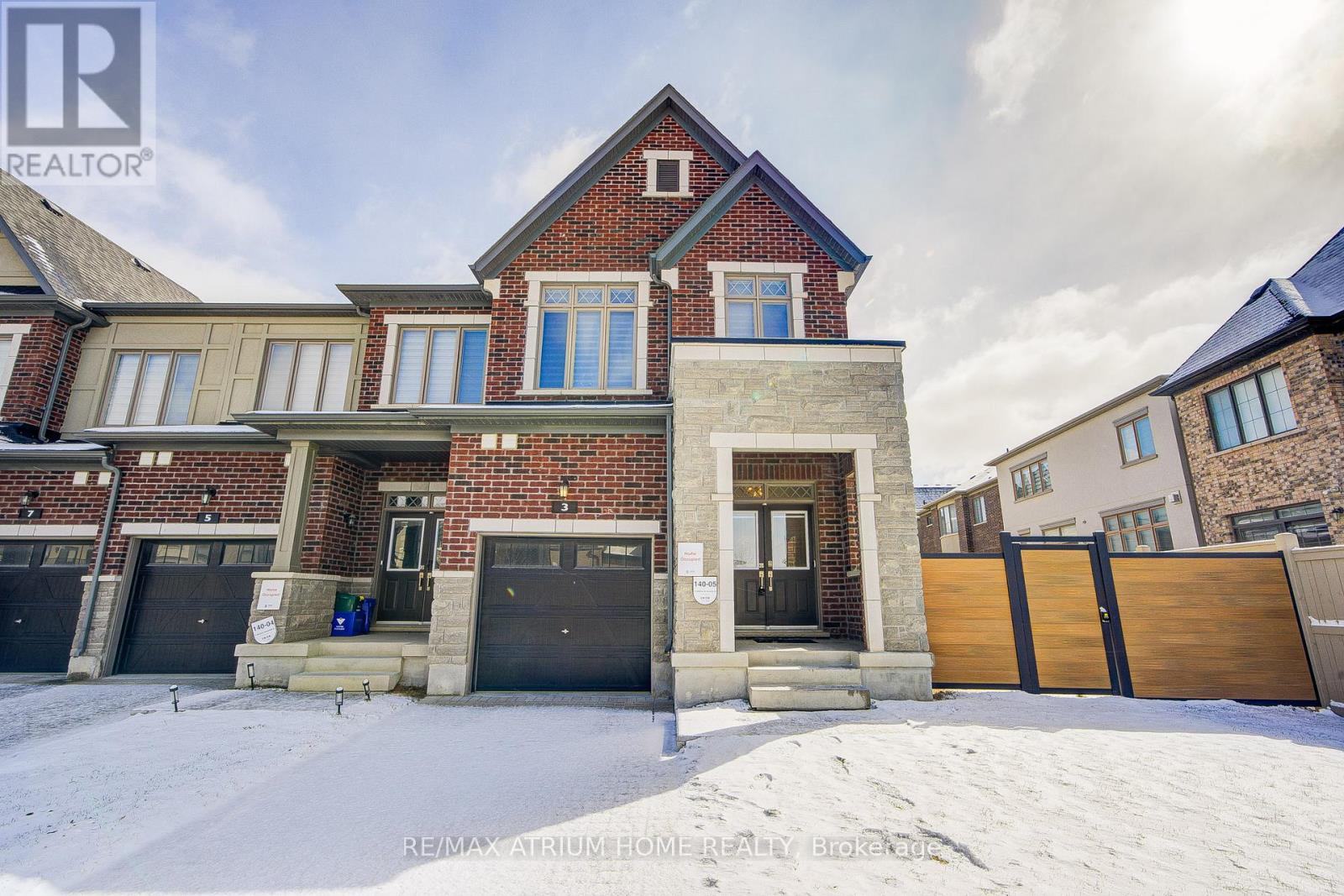 3 Jessica Antonella Street E, Markham, Ontario  L6C 3J6 - Photo 4 - N12974450