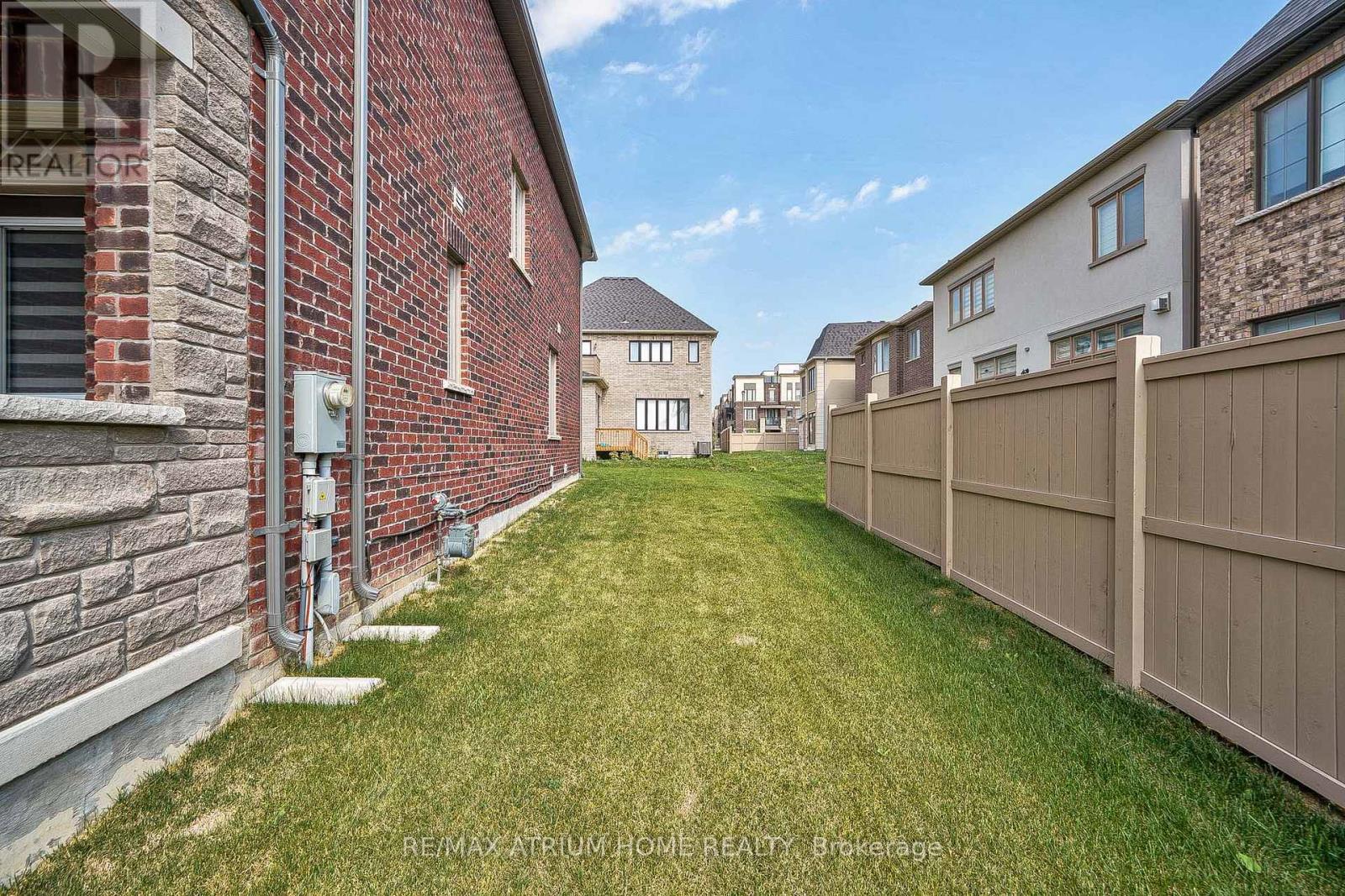 3 Jessica Antonella Street E, Markham, Ontario  L6C 3J6 - Photo 50 - N12974450