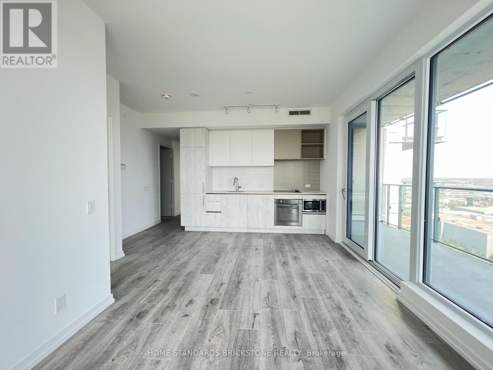 2812 - 7890 Jane Street, Vaughan (Vaughan Corporate Centre), Ontario  L4K 4R6 - Photo 2 - N12974452