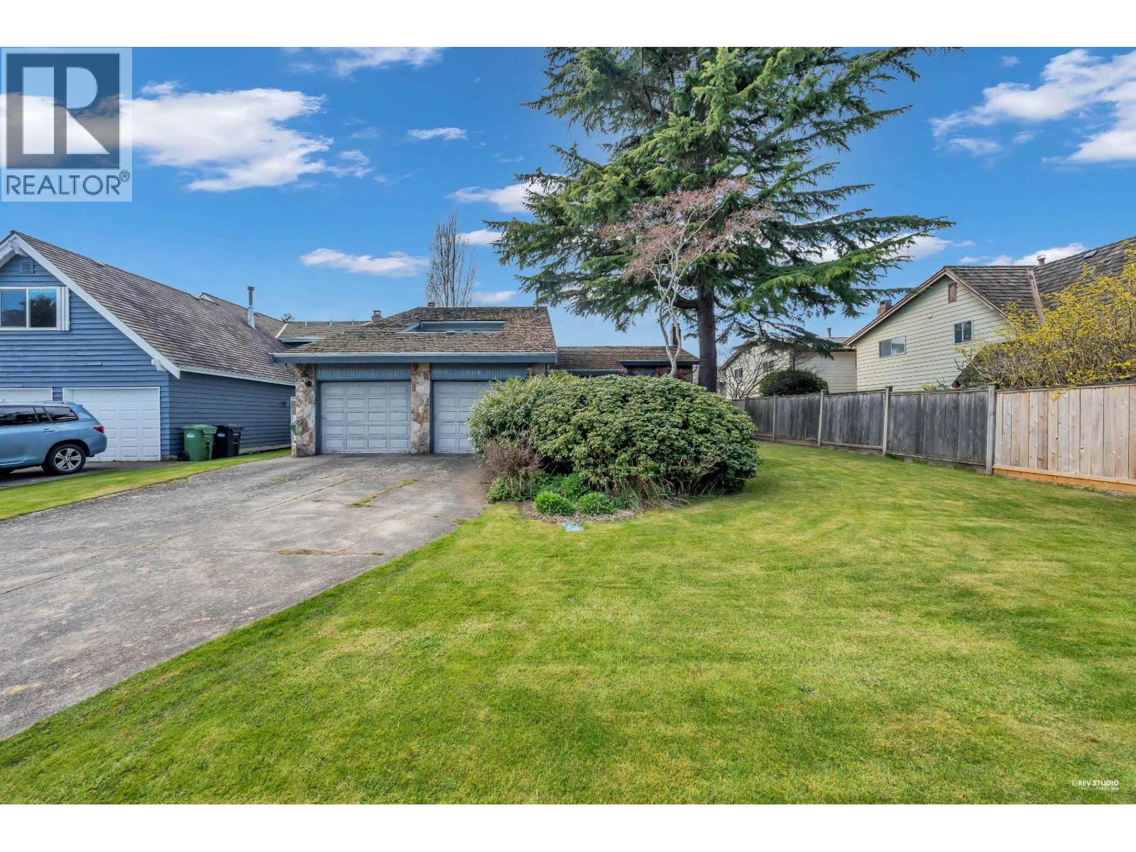 7651 WILLOWFIELD DRIVE, Richmond, British Columbia