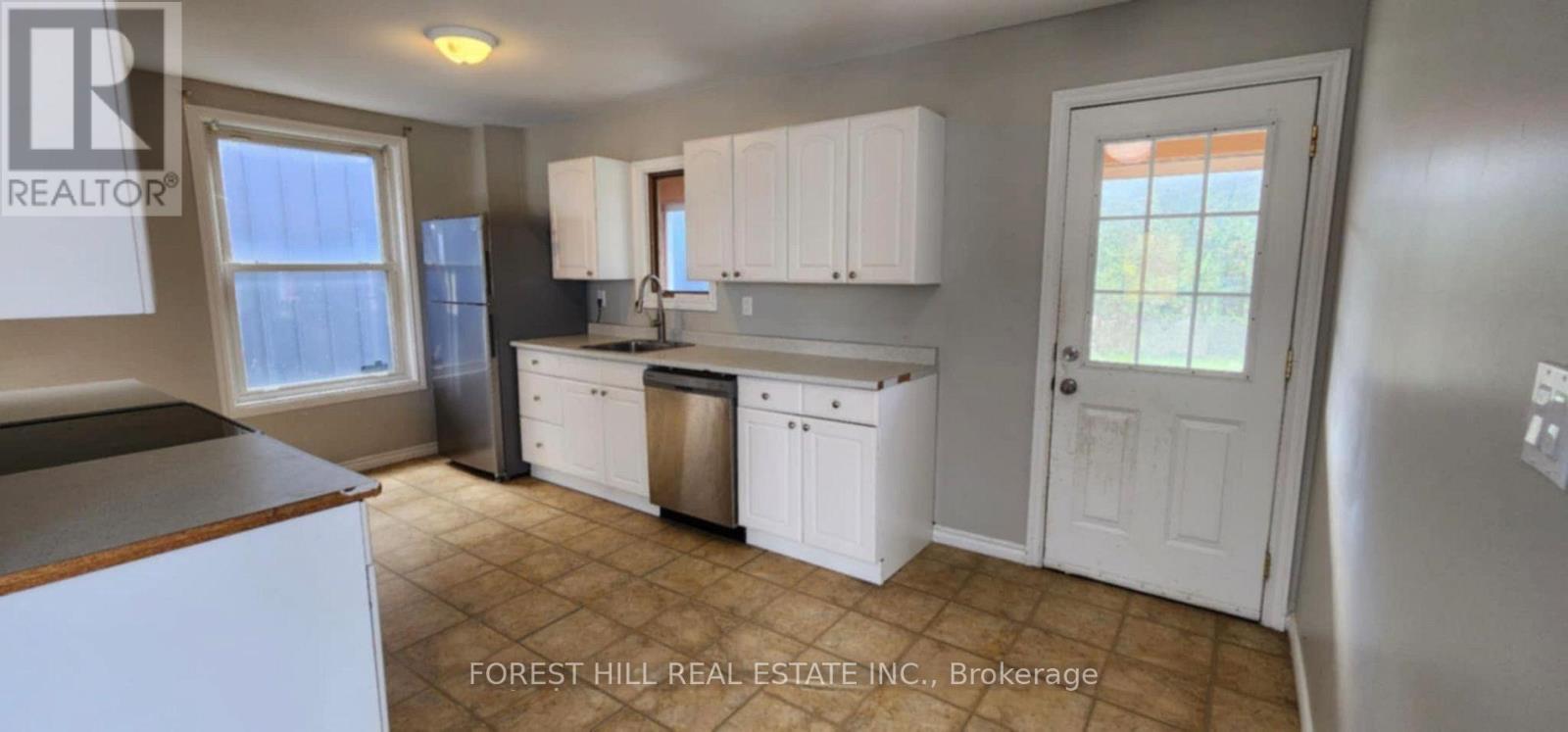 1 - 5734 Hwy 12, Ramara (Atherley), Ontario  L3V 6H7 - Photo 9 - S12974444