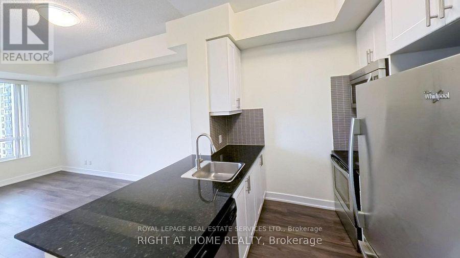 1601 - 6 Eva Road, Toronto (Etobicoke West Mall), Ontario  M9C 0B1 - Photo 5 - W12974418