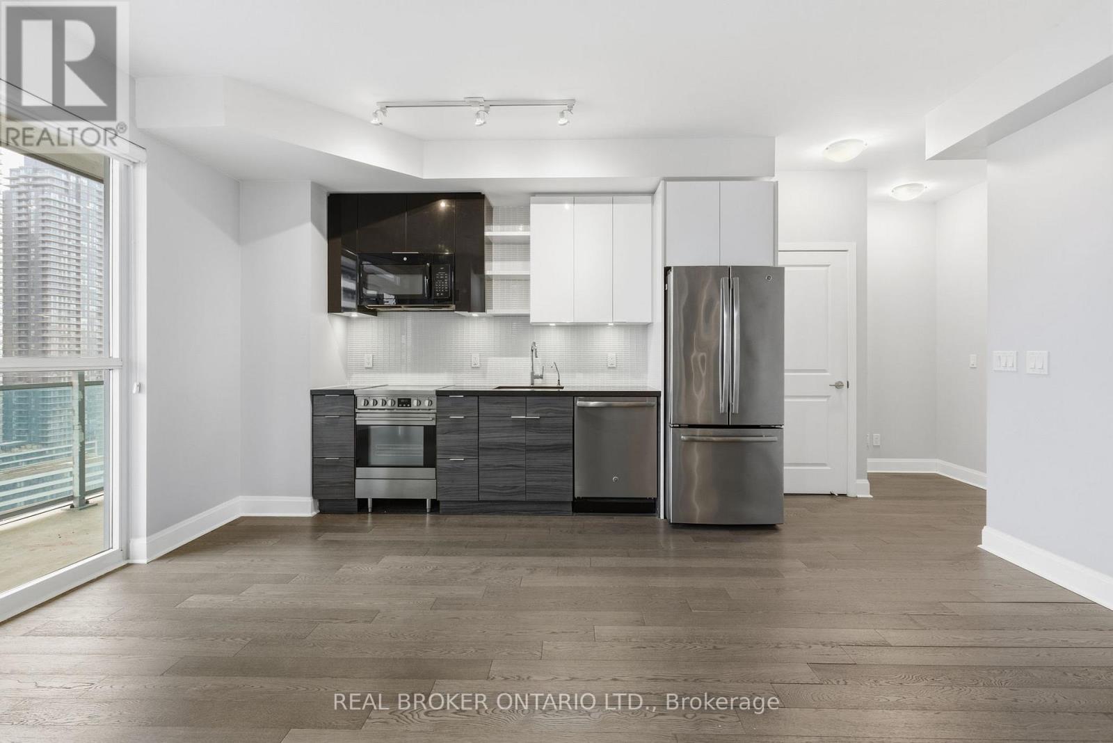 1801 - 33 Shore Breeze Drive, Toronto, Ontario  M8V 0G1 - Photo 2 - W12974422