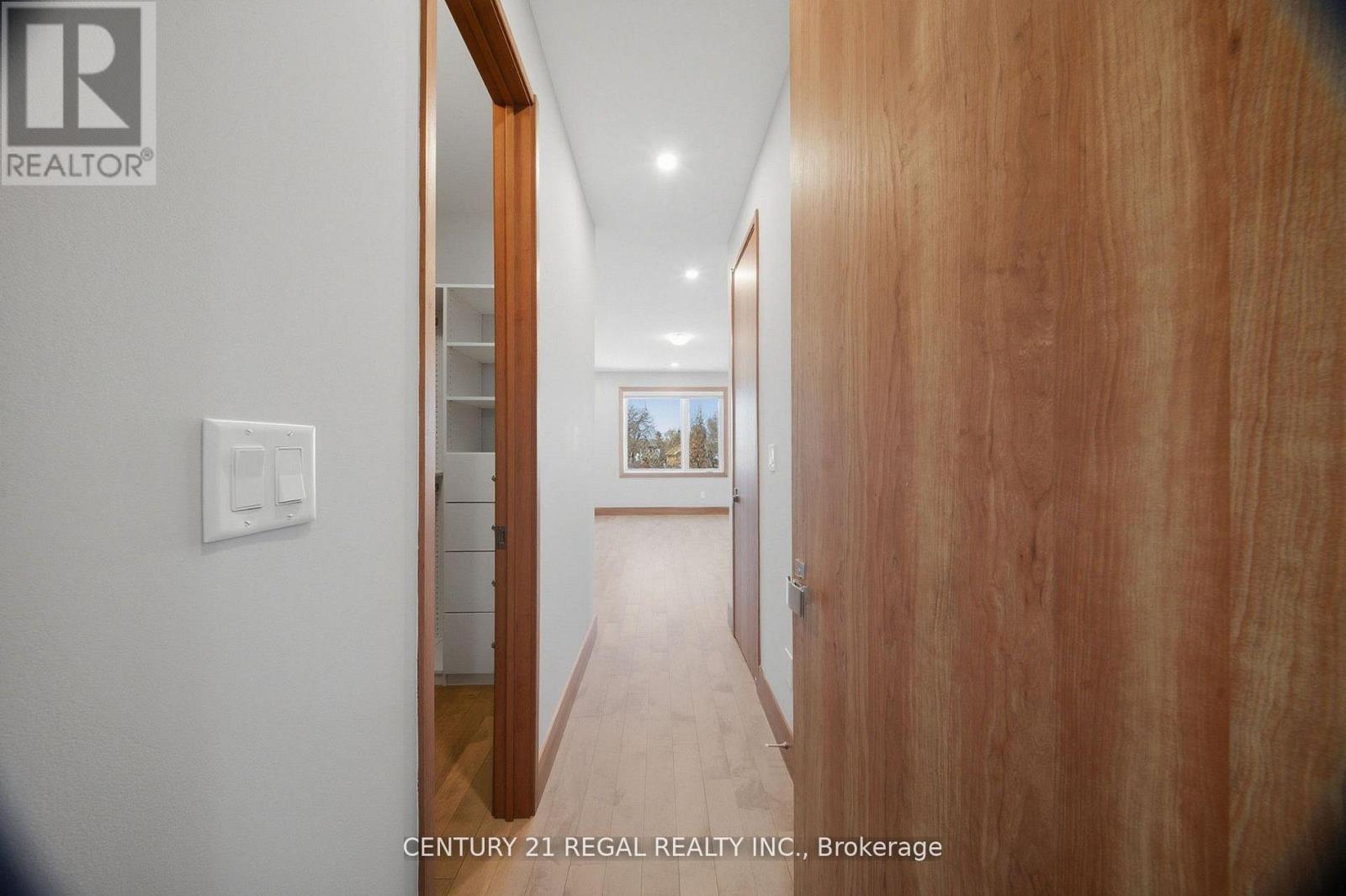 28a Twenty First Street, Toronto (Long Branch), Ontario  M8V 3L7 - Photo 26 - W12974440