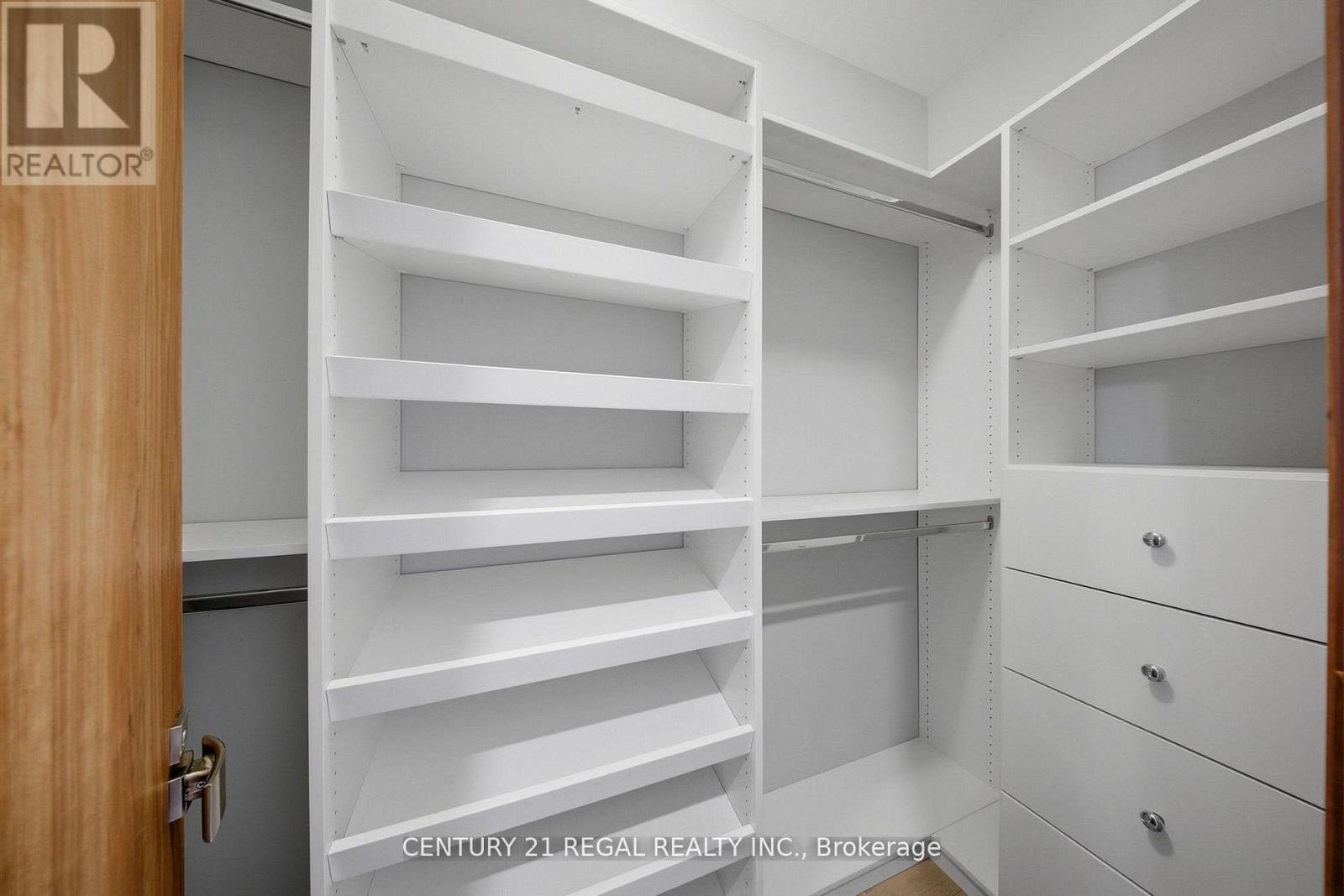 28a Twenty First Street, Toronto (Long Branch), Ontario  M8V 3L7 - Photo 31 - W12974440