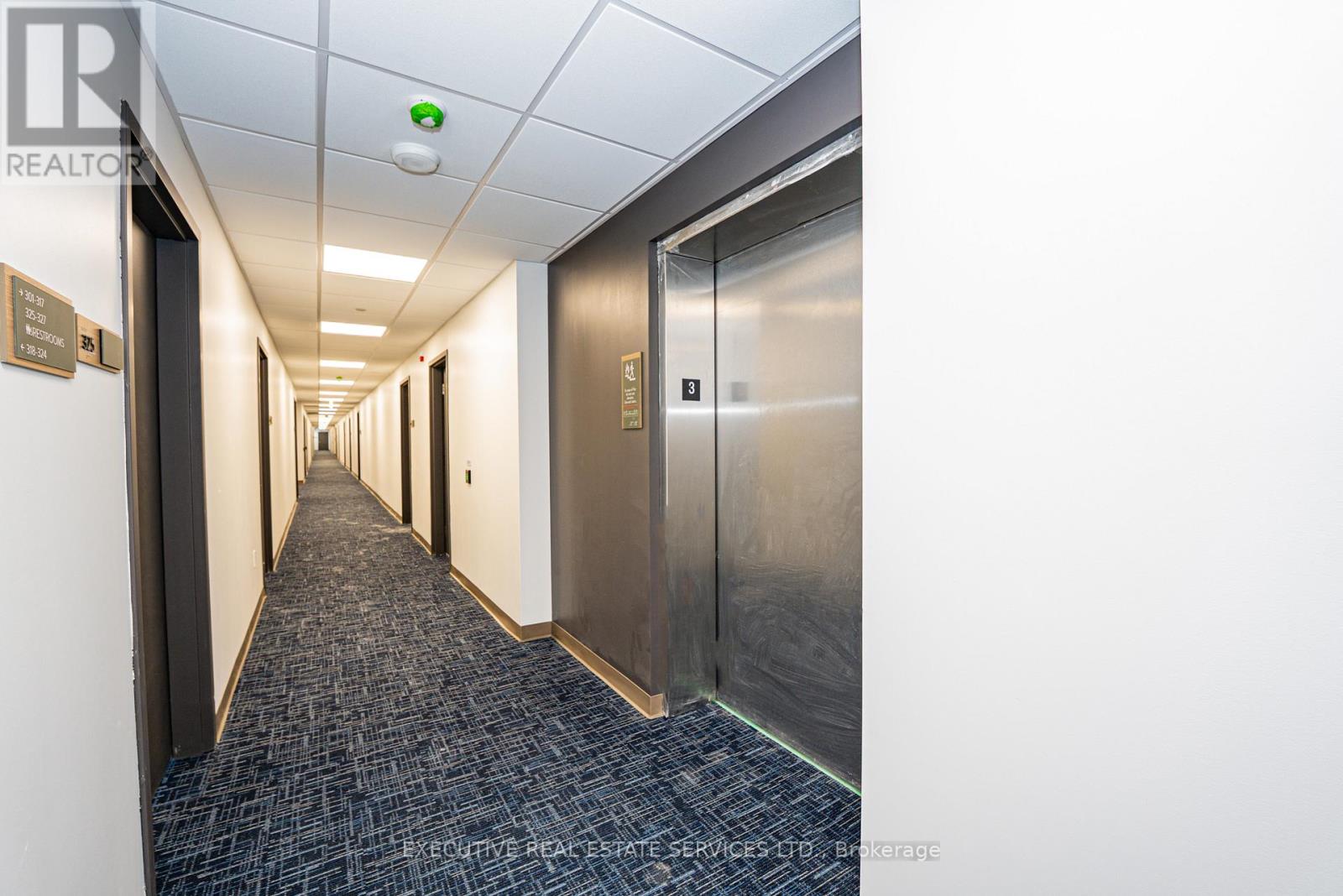 405 - 996 Martin Grove Road, Toronto, Ontario  M9W 4V8 - Photo 8 - W12974456