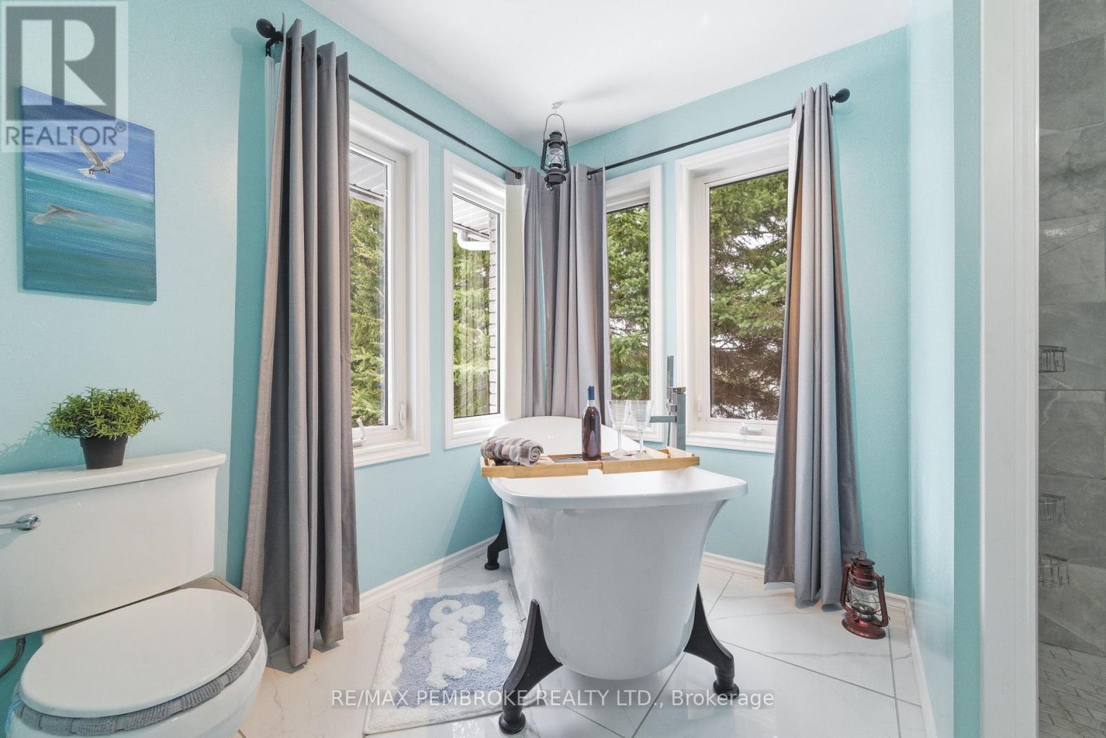 56 Robertson Drive, Whitewater Region, Ontario  K0J 1C0 - Photo 26 - X12962636