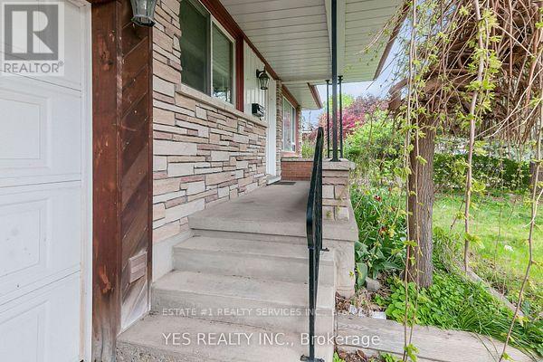 176 Kenneth Avenue, Kitchener, Ontario  N2A 1W2 - Photo 7 - X12974414