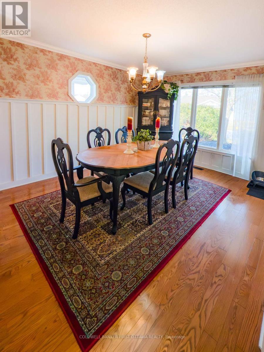 32 James Lewis Avenue, Ottawa, Ontario  K2S 1K5 - Photo 5 - X12956766