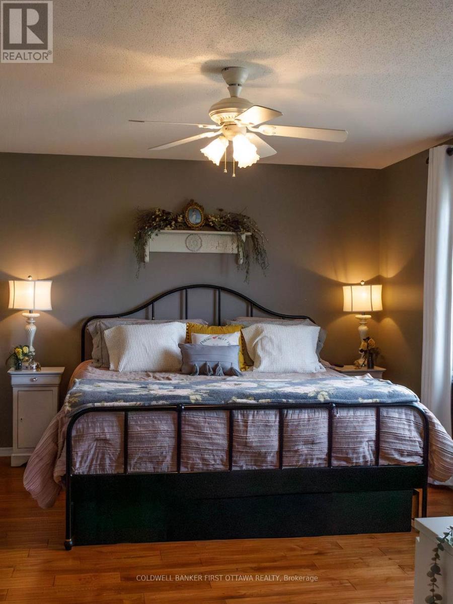 32 James Lewis Avenue, Ottawa, Ontario  K2S 1K5 - Photo 20 - X12956766